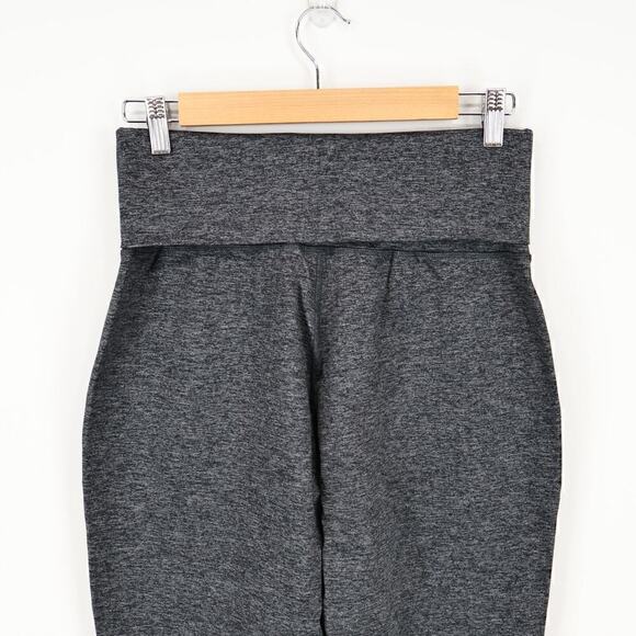 Aerie OFFLINE The Hugger Foldover Waist Pocket Jogger Gray Size Small Short NWT - Picture 6 of 7